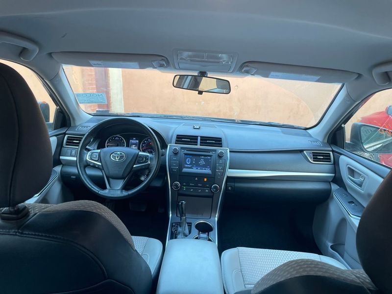 Thumbnail 7 of 2015 Toyota Camry SE